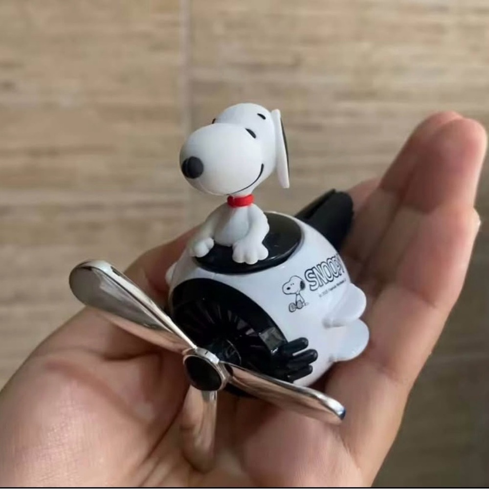 Brand New Snoopy Airplane Airfreshner Figurine